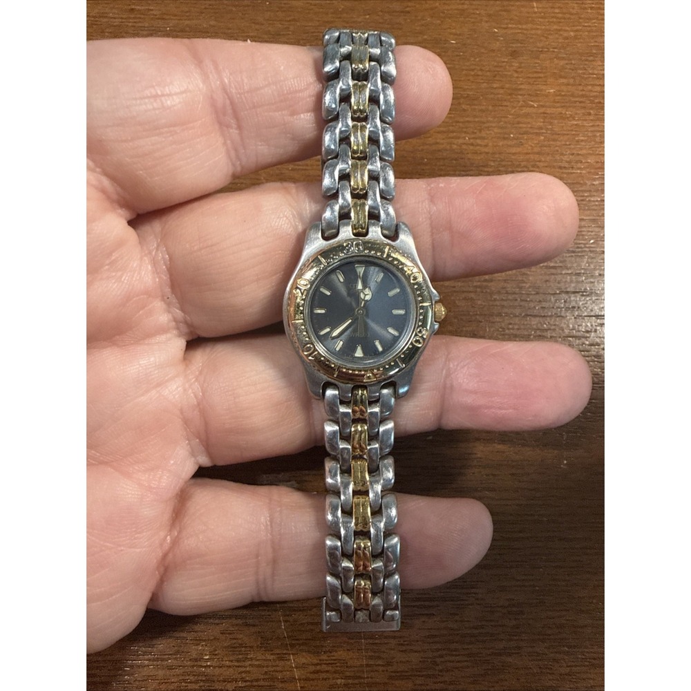 Vintage Citizen 5930-F91695 Ladies Watch WR100 Gold/Silver Tone +New Battery
